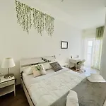 Vivina_081 4* נאפולי